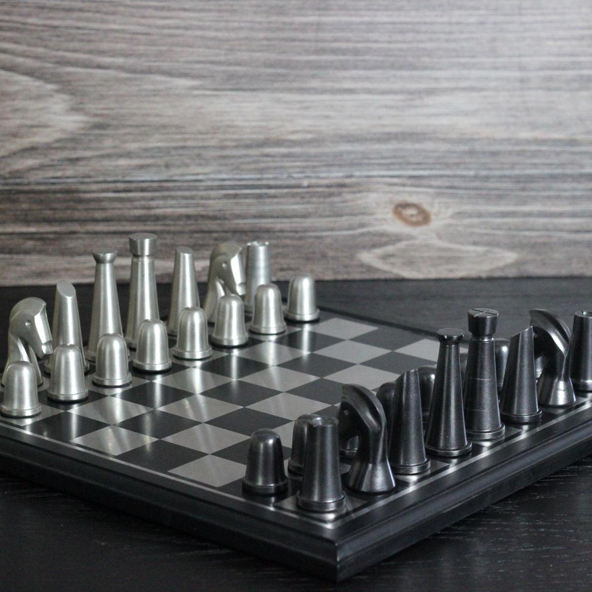 Scandinavian Defense - Art Deco Black and Silver Metallic Chess Set - Marble Cultures