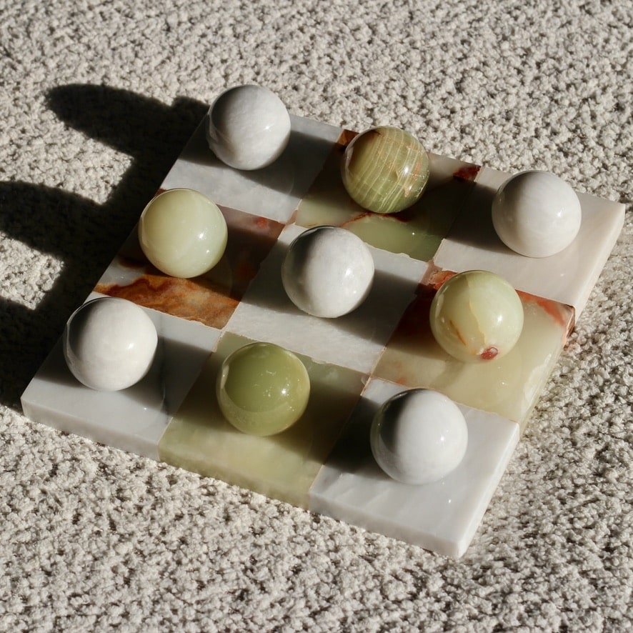 Italian Marble Tic Tac Toe Set (Green Onyx and White)