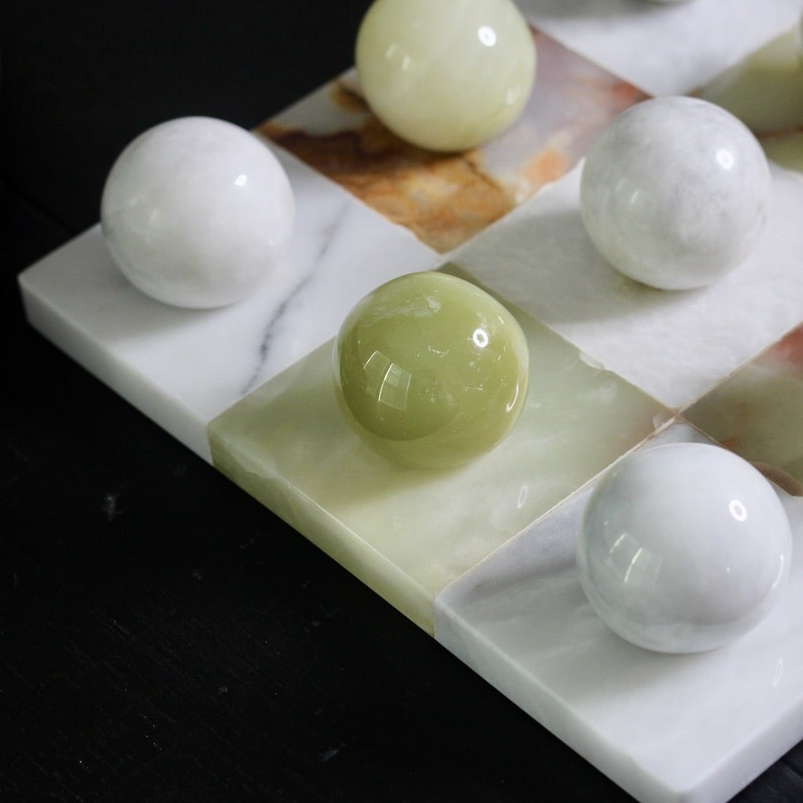 Italian Marble Tic Tac Toe Set (Green Onyx and White)