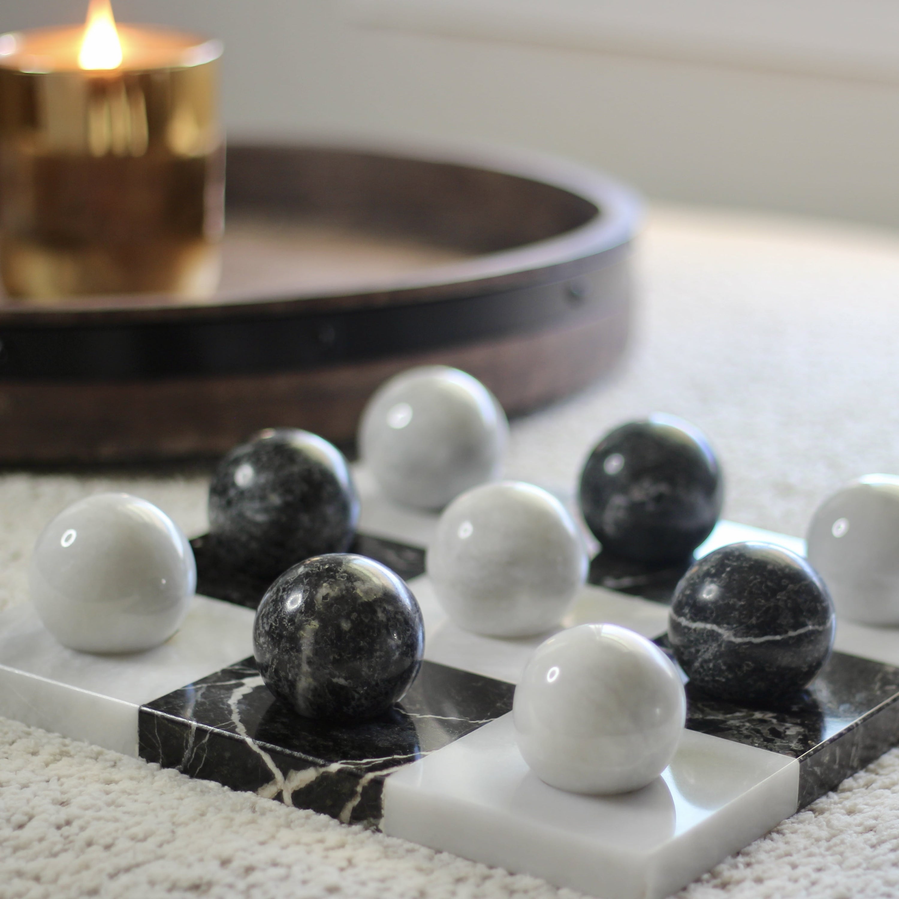 Italian Marble Tic Tac Toe Set (Black and White)