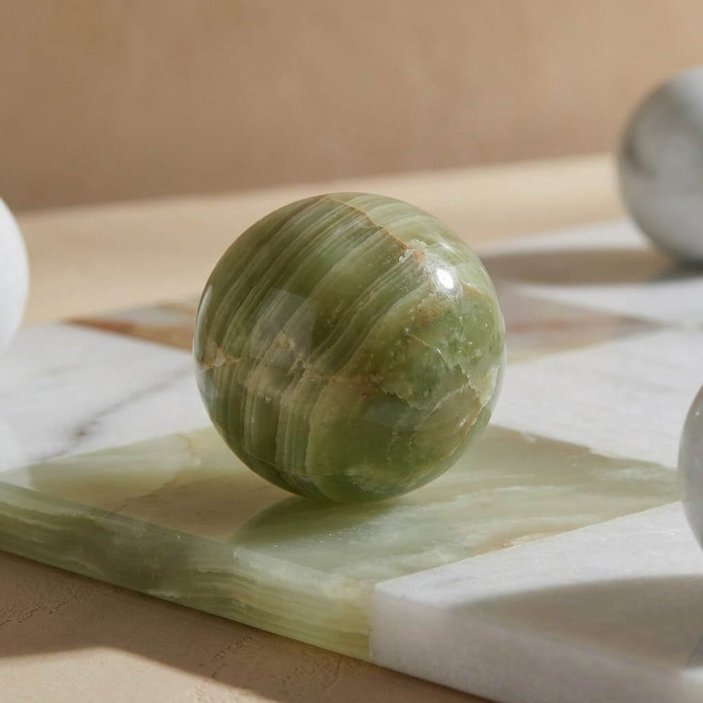 Italian Marble Tic Tac Toe Set (Green Onyx and White) - Marble Cultures