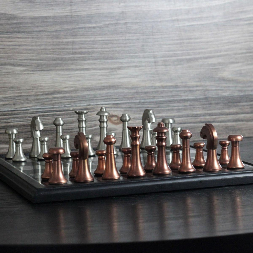 The Modern Defense - Silver and Copper Metallic Chess Set - Marble Cultures