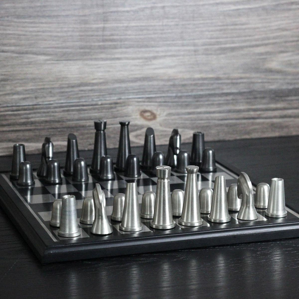 Scandinavian Defense - Art Deco Black and Silver Metallic Chess Set - Marble Cultures