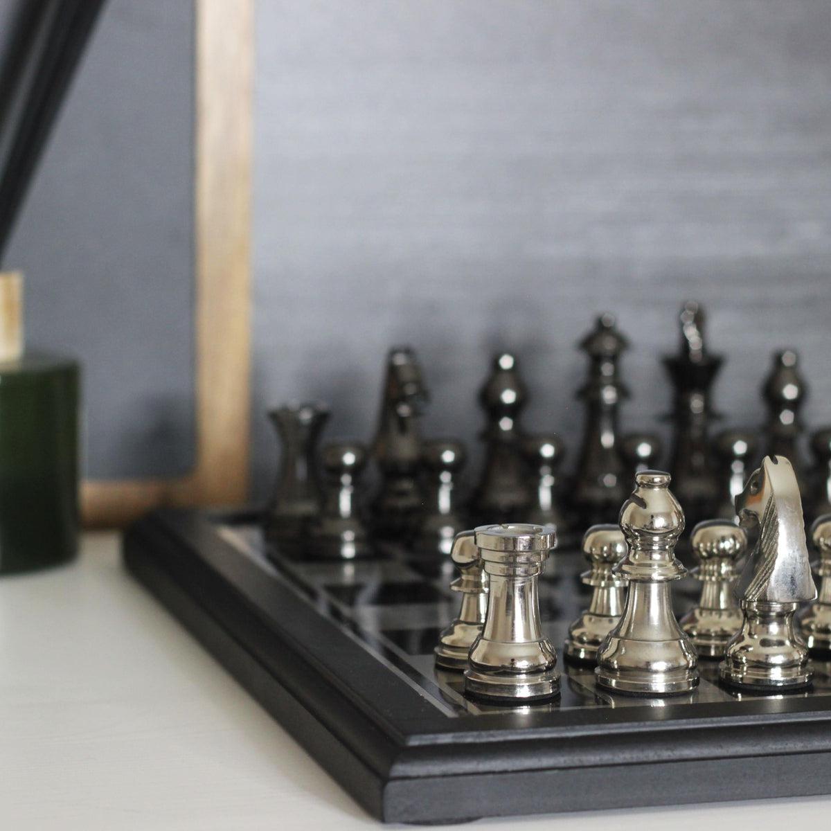 The English Opening - Black and Silver Metallic Chess Set - Marble Cultures